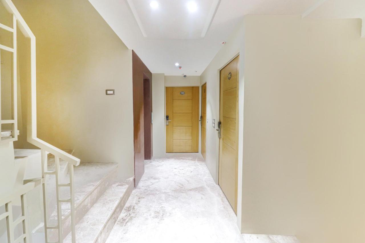 Hotel Bricks, Karol Bagh, New Delhi Экстерьер фото