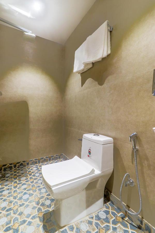Hotel Bricks, Karol Bagh, New Delhi Экстерьер фото
